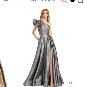 Mac Duggal Platinum gown Size 4